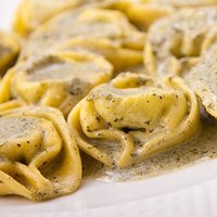 Große Tortellini mit Trüffel