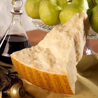 Parmesan im Geschenkkarton, 1kg 72 Monate gereift